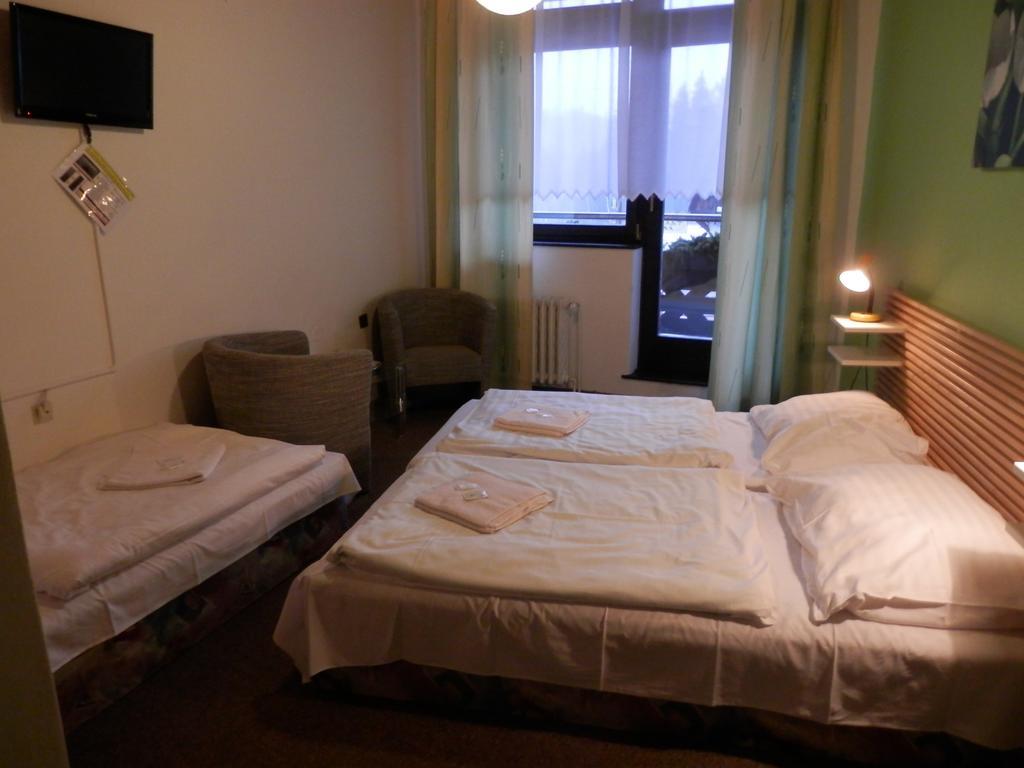 Pension Mona Harrachov Szoba fotó